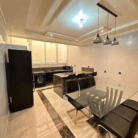Fez Spacious Stay With Moroccan Artisanal Charm Exterior photo