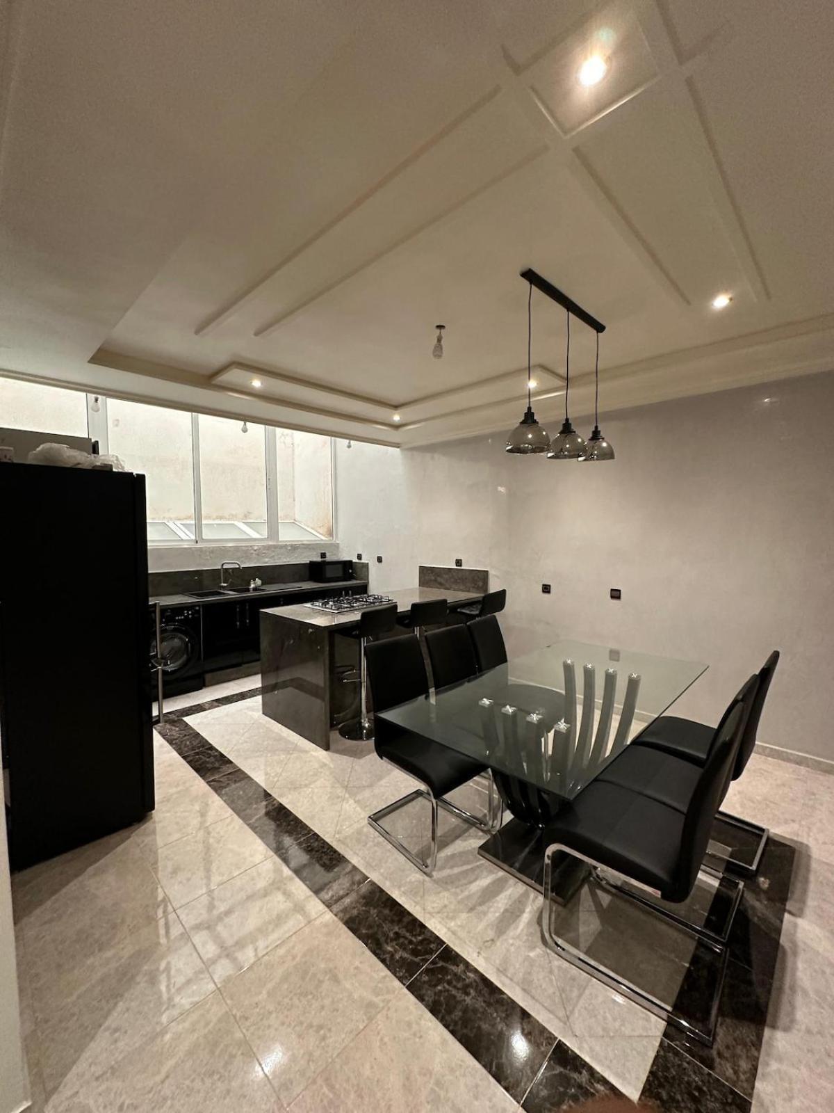 Spacious With Moroccan Artisanal Charm Apartment